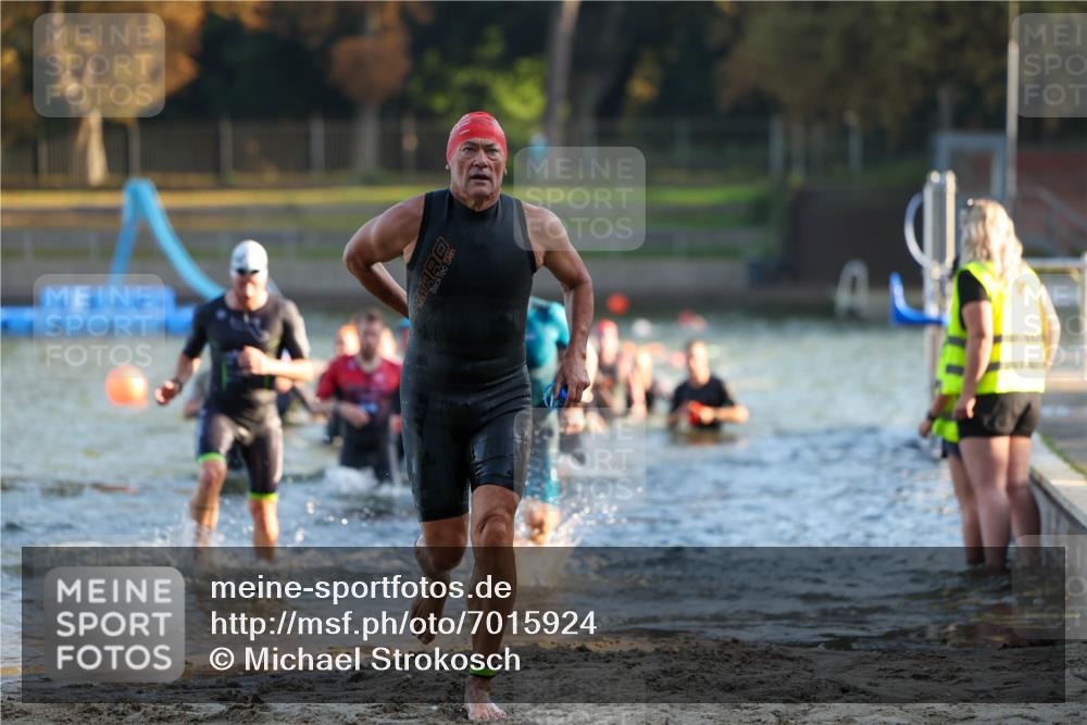 08.09.2024 - Stadtparktriathlon Michael Strokosch http://msf.ph/oto/7015924 08.09.2024 08:47:50 Schwimmen 21, 28, 30, 31, 41, 45, 54, 63, 72, 76, 85 meine-sportfotos.de