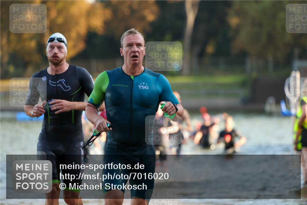 08.09.2024 - Stadtparktriathlon Michael Strokosch http://msf.ph/oto/7016020 08.09.2024 08:47:54 Schwimmen 21, 23, 28, 30, 35, 41, 45, 54, 63, 66, 67, 72, 74, 76, 85 meine-sportfotos.de