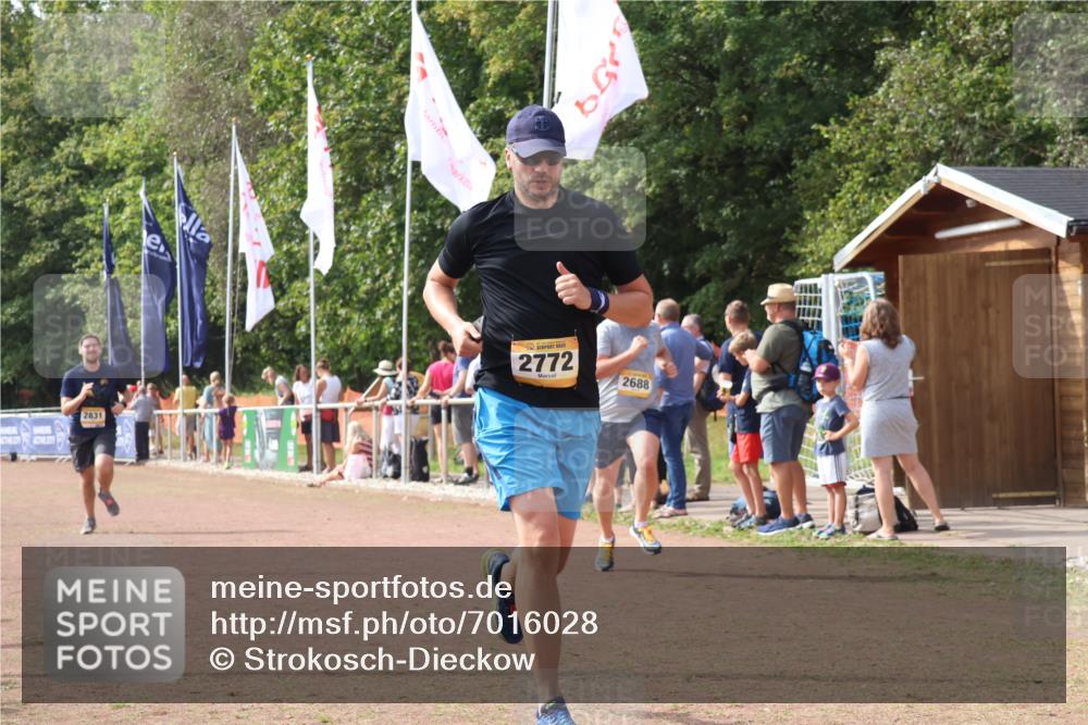 08.09.2024 - Airport Race Strokosch-Dieckow http://msf.ph/oto/7016028 08.09.2024 12:07:03 Ziel 2688, 2772, 2831 meine-sportfotos.de