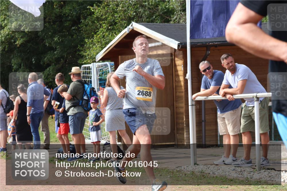 08.09.2024 - Airport Race Strokosch-Dieckow http://msf.ph/oto/7016045 08.09.2024 12:07:04 Ziel 2520, 2688, 2772, 2831 meine-sportfotos.de