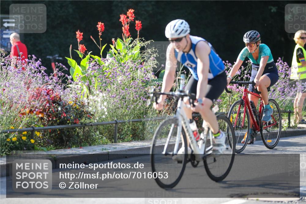 08.09.2024 - Stadtparktriathlon Zöllner http://msf.ph/oto/7016053 08.09.2024 09:35:34 Radfahren 100, 103, 146, 161, 166 meine-sportfotos.de