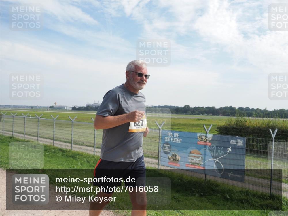 08.09.2024 - Airport Race Miley Keyser http://msf.ph/oto/7016058 08.09.2024 12:37:47 Laufen OLYMPUS, DIGITAL, CAMERA meine-sportfotos.de