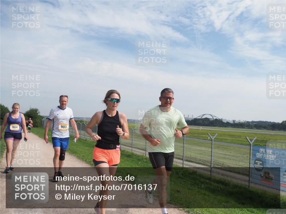 08.09.2024 - Airport Race Miley Keyser http://msf.ph/oto/7016137 08.09.2024 12:37:52 Laufen OLYMPUS, DIGITAL, CAMERA meine-sportfotos.de