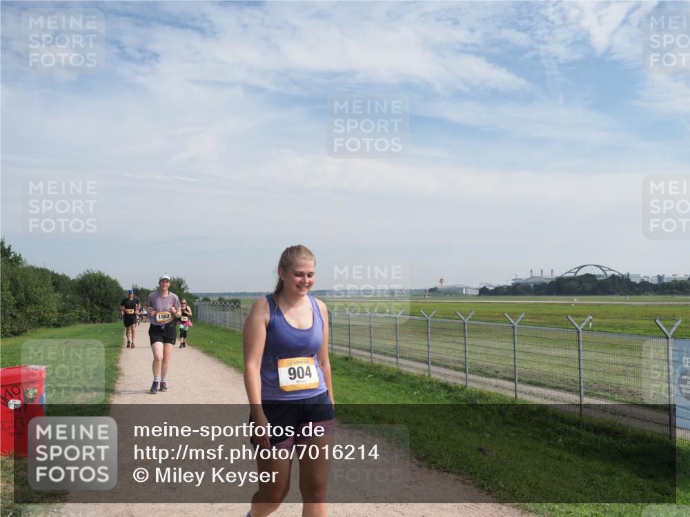08.09.2024 - Airport Race Miley Keyser http://msf.ph/oto/7016214 08.09.2024 12:37:56 Laufen OLYMPUS, DIGITAL, CAMERA meine-sportfotos.de