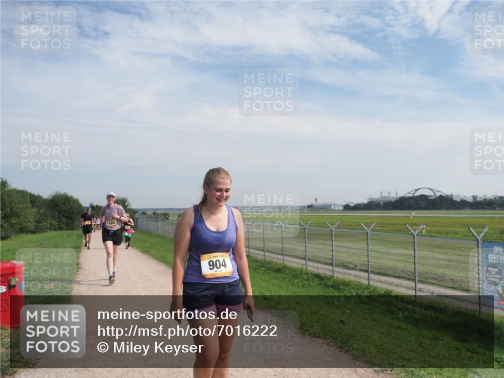 08.09.2024 - Airport Race Miley Keyser http://msf.ph/oto/7016222 08.09.2024 12:37:56 Laufen OLYMPUS, DIGITAL, CAMERA meine-sportfotos.de