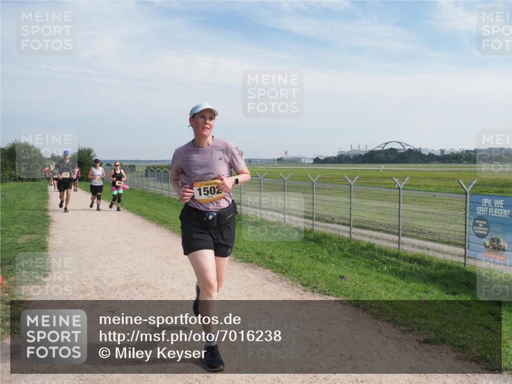 08.09.2024 - Airport Race Miley Keyser http://msf.ph/oto/7016238 08.09.2024 12:37:59 Laufen OLYMPUS, DIGITAL, CAMERA meine-sportfotos.de