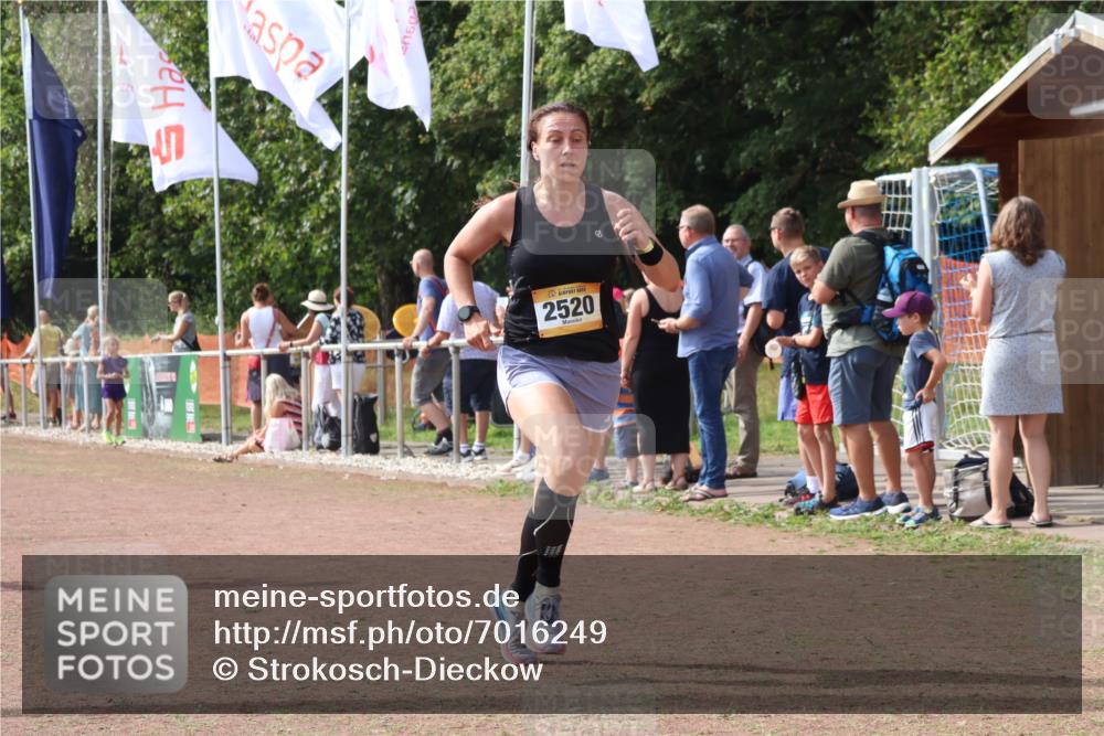 08.09.2024 - Airport Race Strokosch-Dieckow http://msf.ph/oto/7016249 08.09.2024 12:07:14 Ziel 2520, 2853, 3089 meine-sportfotos.de