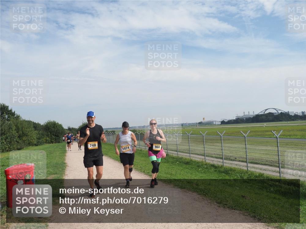 08.09.2024 - Airport Race Miley Keyser http://msf.ph/oto/7016279 08.09.2024 12:38:02 Laufen OLYMPUS, DIGITAL, CAMERA meine-sportfotos.de