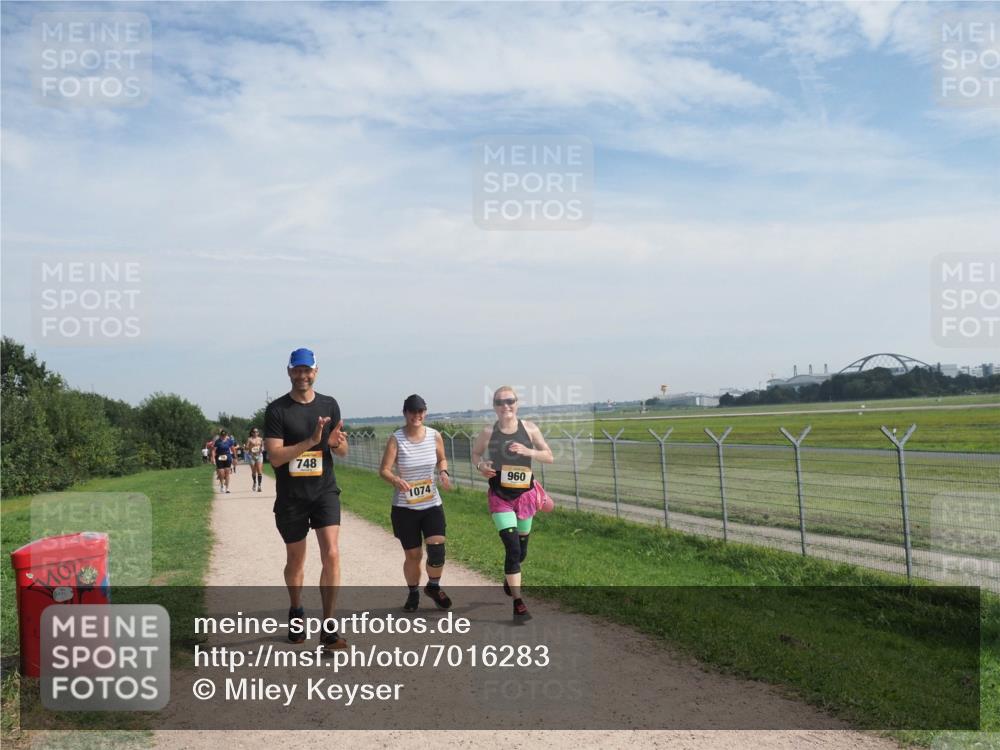 08.09.2024 - Airport Race Miley Keyser http://msf.ph/oto/7016283 08.09.2024 12:38:02 Laufen OLYMPUS, DIGITAL, CAMERA meine-sportfotos.de