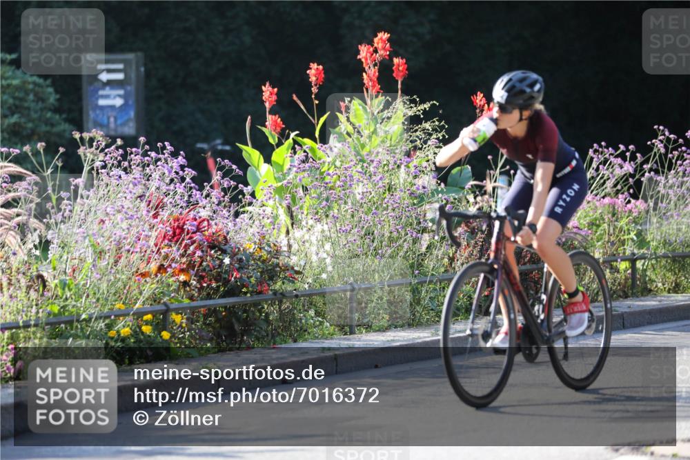 08.09.2024 - Stadtparktriathlon Zöllner http://msf.ph/oto/7016372 08.09.2024 09:38:24 Radfahren 131, 144 meine-sportfotos.de