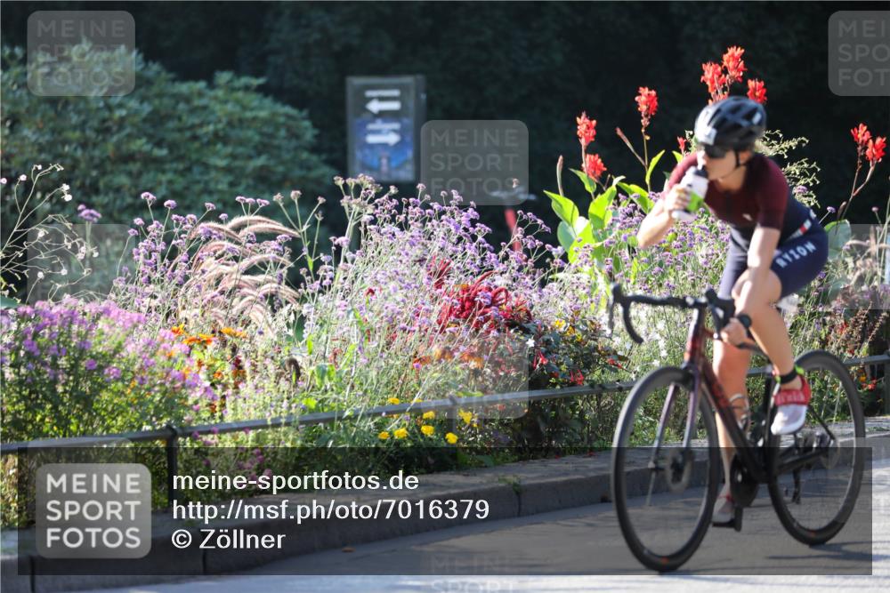 08.09.2024 - Stadtparktriathlon Zöllner http://msf.ph/oto/7016379 08.09.2024 09:38:24 Radfahren 131, 144 meine-sportfotos.de