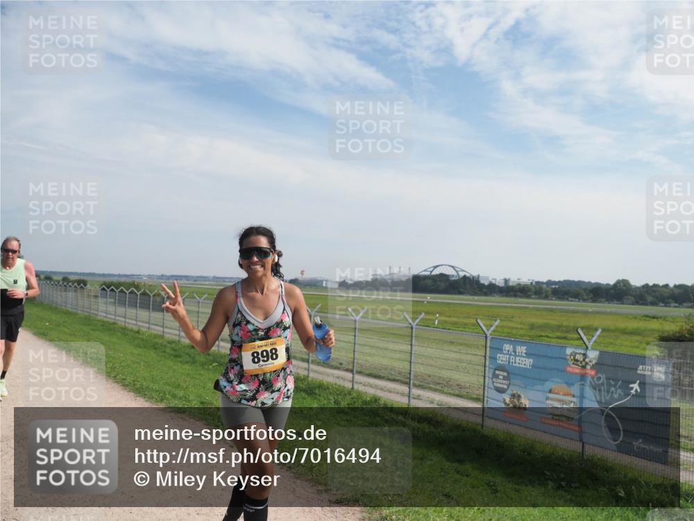 08.09.2024 - Airport Race Miley Keyser http://msf.ph/oto/7016494 08.09.2024 12:38:13 Laufen OLYMPUS, DIGITAL, CAMERA meine-sportfotos.de