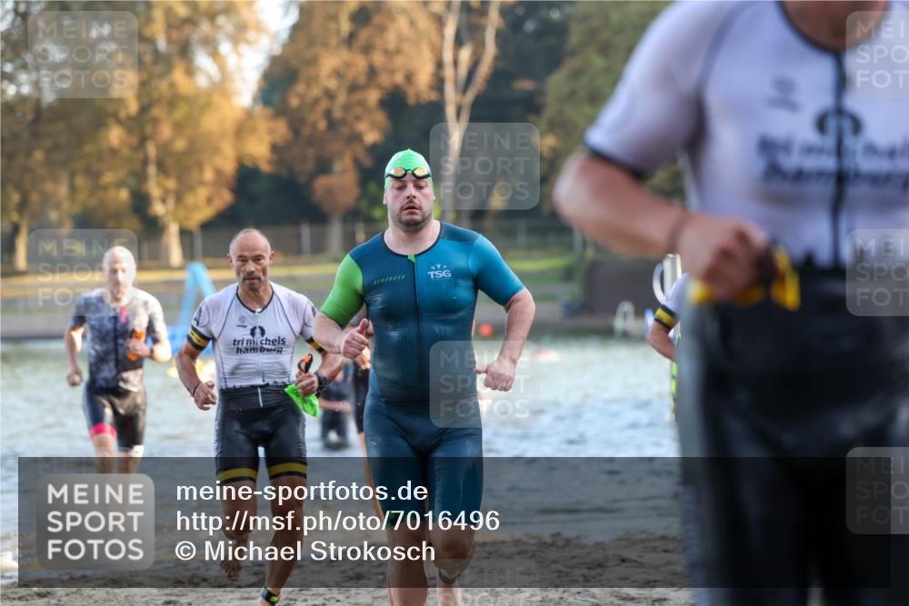 08.09.2024 - Stadtparktriathlon Michael Strokosch http://msf.ph/oto/7016496 08.09.2024 08:48:19 Schwimmen 6, 24, 27, 46, 57, 58, 60, 64 meine-sportfotos.de