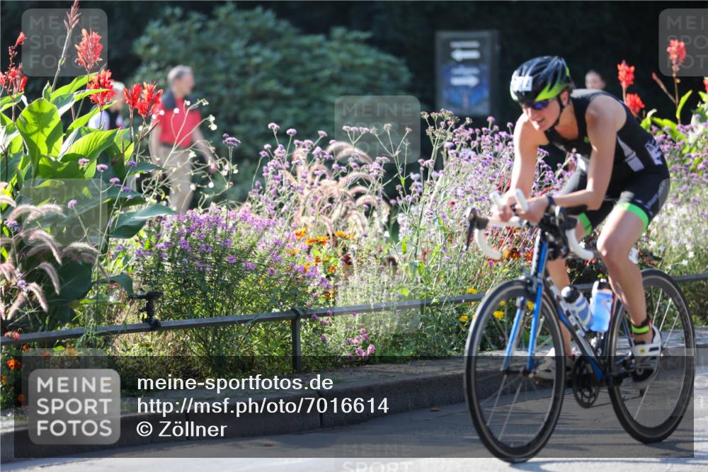 08.09.2024 - Stadtparktriathlon Zöllner http://msf.ph/oto/7016614 08.09.2024 09:40:14 Radfahren 132, 157 meine-sportfotos.de