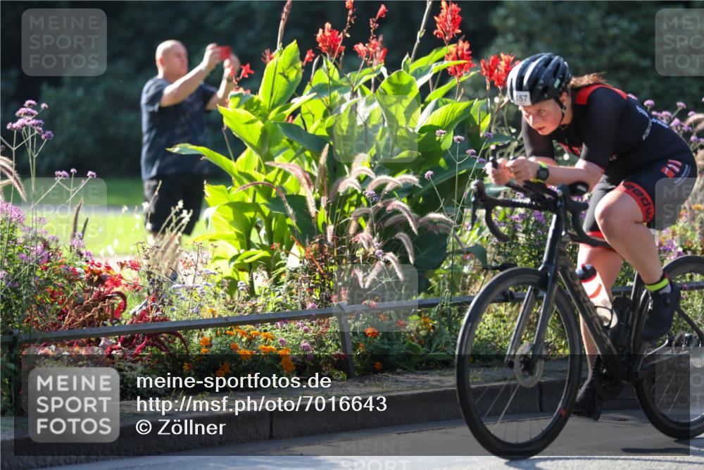 08.09.2024 - Stadtparktriathlon Zöllner http://msf.ph/oto/7016643 08.09.2024 09:40:21 Radfahren 157 meine-sportfotos.de