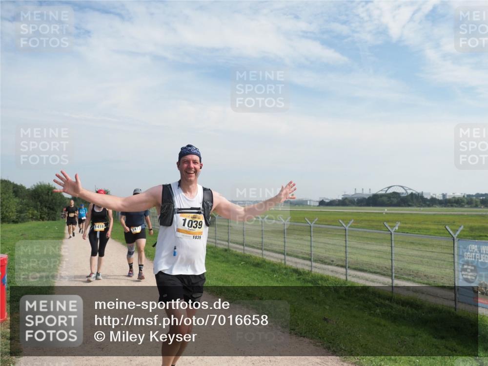 08.09.2024 - Airport Race Miley Keyser http://msf.ph/oto/7016658 08.09.2024 12:38:25 Laufen OLYMPUS, DIGITAL, CAMERA meine-sportfotos.de