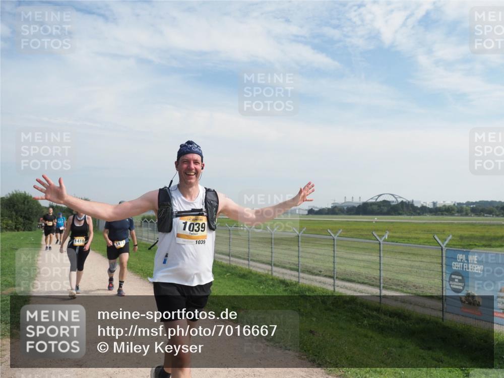 08.09.2024 - Airport Race Miley Keyser http://msf.ph/oto/7016667 08.09.2024 12:38:25 Laufen OLYMPUS, DIGITAL, CAMERA meine-sportfotos.de