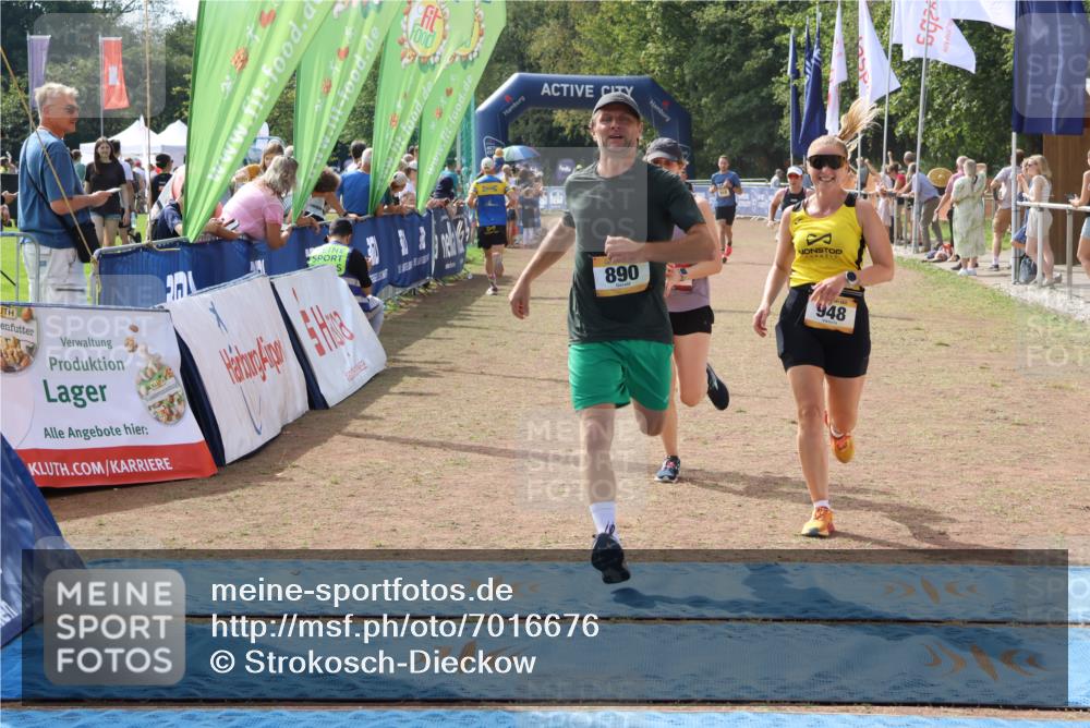 08.09.2024 - Airport Race Strokosch-Dieckow http://msf.ph/oto/7016676 08.09.2024 12:38:32 Ziel 54, 78, 653, 890, 948, 1009, 1112, 1537, 3105 meine-sportfotos.de