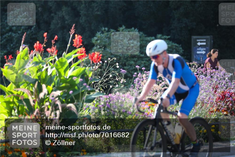 08.09.2024 - Stadtparktriathlon Zöllner http://msf.ph/oto/7016682 08.09.2024 09:40:49 Radfahren 101 meine-sportfotos.de