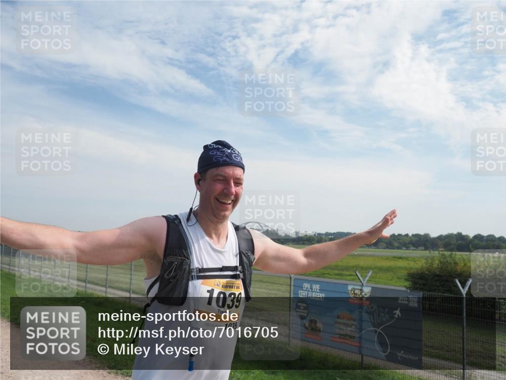 08.09.2024 - Airport Race Miley Keyser http://msf.ph/oto/7016705 08.09.2024 12:38:25 Laufen OLYMPUS, DIGITAL, CAMERA meine-sportfotos.de