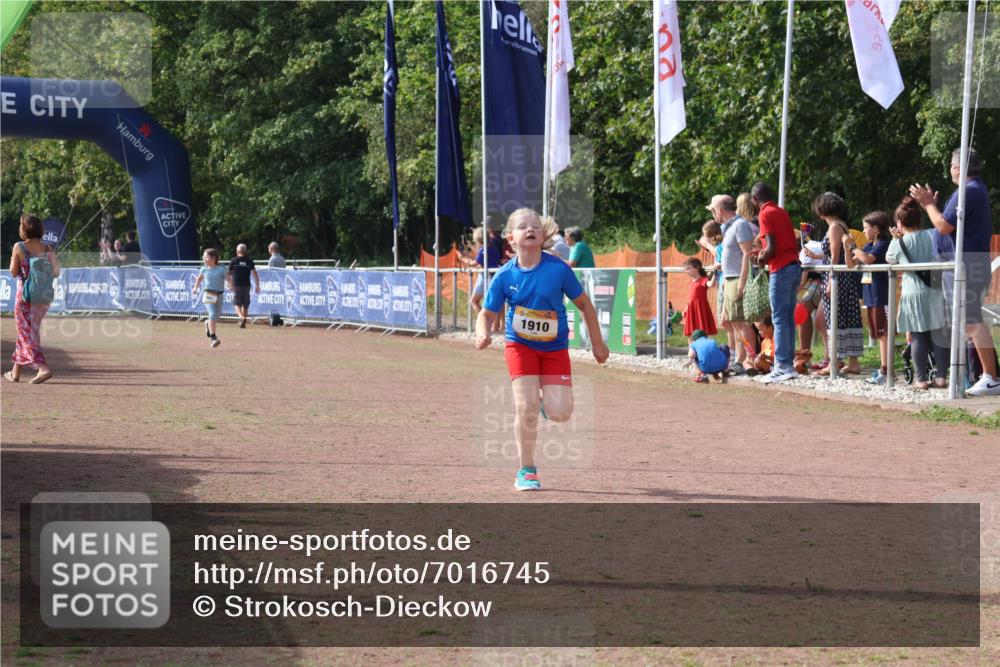08.09.2024 - Airport Race Strokosch-Dieckow http://msf.ph/oto/7016745 08.09.2024 11:32:49 Ziel 1910 meine-sportfotos.de