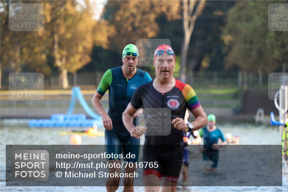 08.09.2024 - Stadtparktriathlon Michael Strokosch http://msf.ph/oto/7016765 08.09.2024 08:48:36 Schwimmen 4, 14, 61, 65 meine-sportfotos.de
