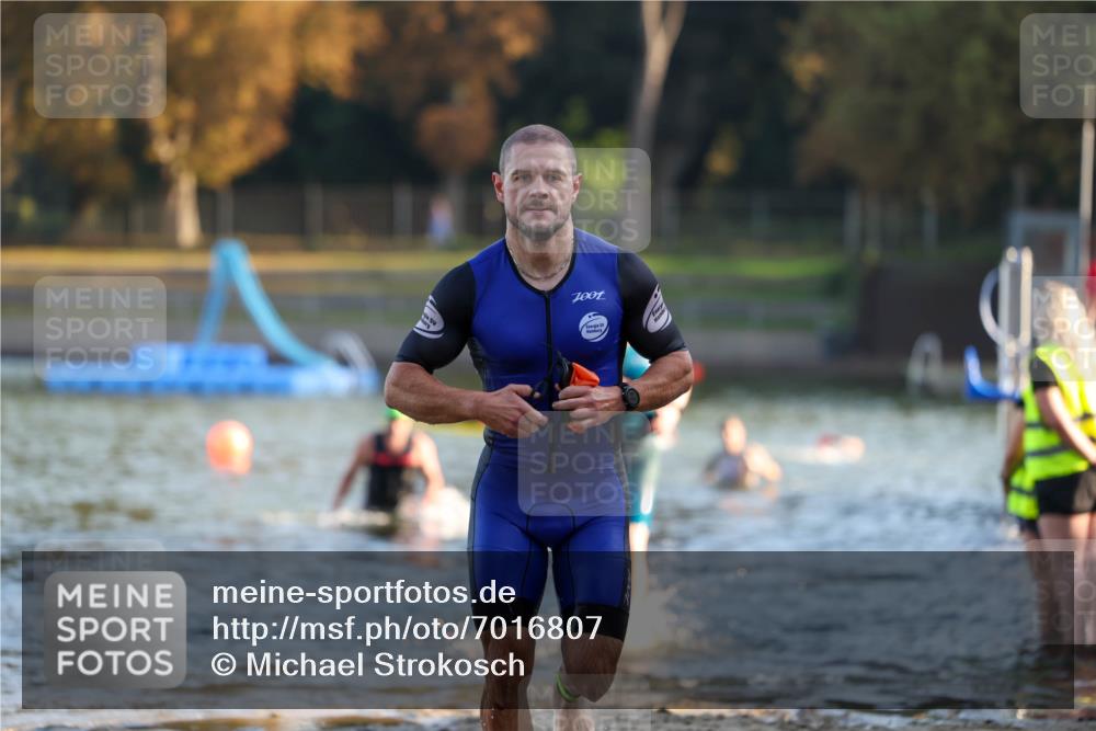 08.09.2024 - Stadtparktriathlon Michael Strokosch http://msf.ph/oto/7016807 08.09.2024 08:48:40 Schwimmen 4, 16, 61, 65 meine-sportfotos.de