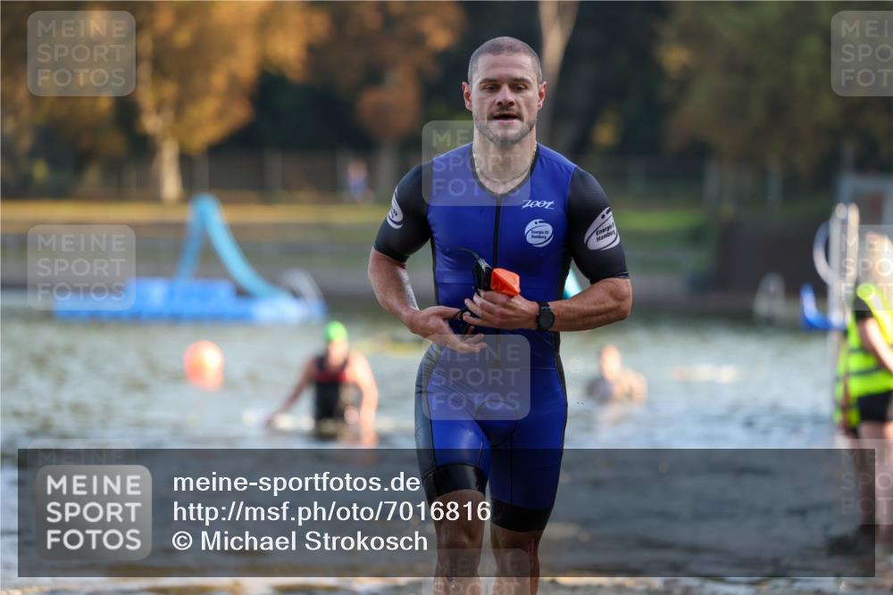 08.09.2024 - Stadtparktriathlon Michael Strokosch http://msf.ph/oto/7016816 08.09.2024 08:48:41 Schwimmen 4, 16, 65 meine-sportfotos.de