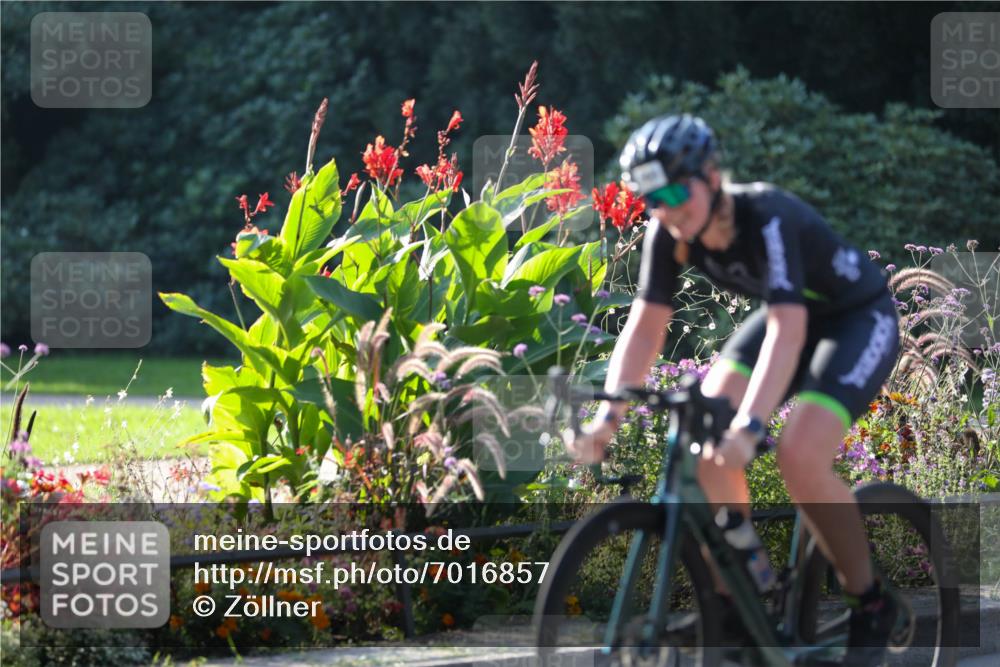 08.09.2024 - Stadtparktriathlon Zöllner http://msf.ph/oto/7016857 08.09.2024 09:42:21 Radfahren 159, 168 meine-sportfotos.de