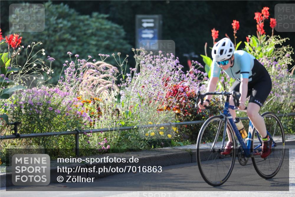 08.09.2024 - Stadtparktriathlon Zöllner http://msf.ph/oto/7016863 08.09.2024 09:42:27 Radfahren 159 meine-sportfotos.de