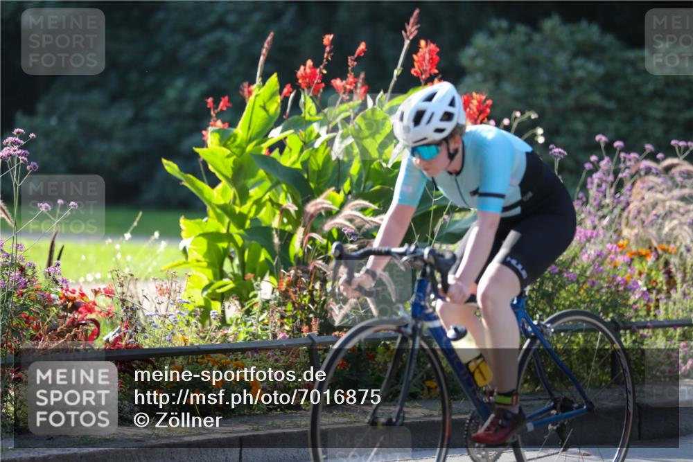 08.09.2024 - Stadtparktriathlon Zöllner http://msf.ph/oto/7016875 08.09.2024 09:42:28 Radfahren 159 meine-sportfotos.de