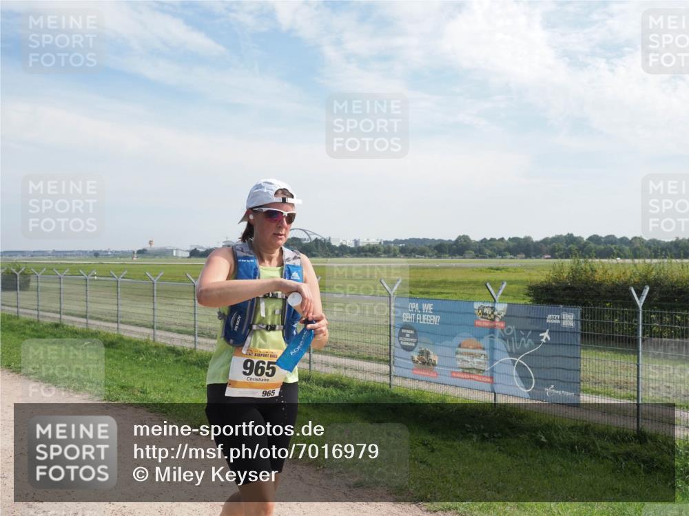 08.09.2024 - Airport Race Miley Keyser http://msf.ph/oto/7016979 08.09.2024 12:38:51 Laufen OLYMPUS, DIGITAL, CAMERA meine-sportfotos.de