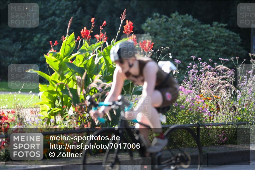 08.09.2024 - Stadtparktriathlon Zöllner http://msf.ph/oto/7017006 08.09.2024 09:43:40 Radfahren 141, 143 meine-sportfotos.de