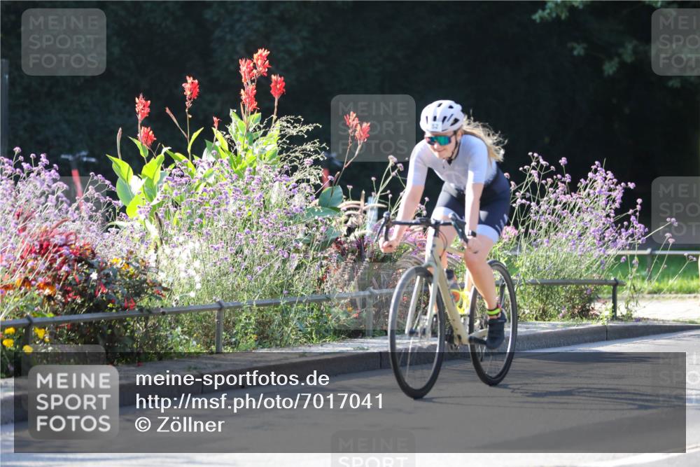 08.09.2024 - Stadtparktriathlon Zöllner http://msf.ph/oto/7017041 08.09.2024 09:44:05 Radfahren 52 meine-sportfotos.de