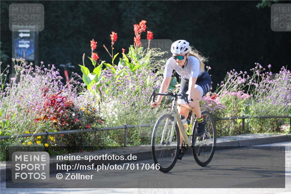 08.09.2024 - Stadtparktriathlon Zöllner http://msf.ph/oto/7017046 08.09.2024 09:44:05 Radfahren 52 meine-sportfotos.de