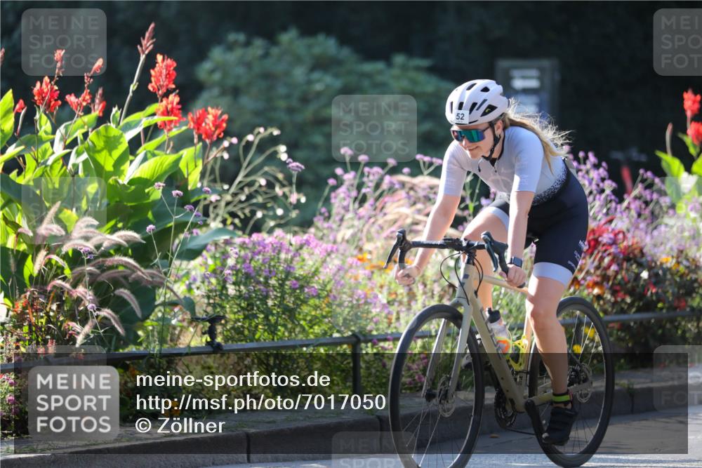 08.09.2024 - Stadtparktriathlon Zöllner http://msf.ph/oto/7017050 08.09.2024 09:44:05 Radfahren 52 meine-sportfotos.de
