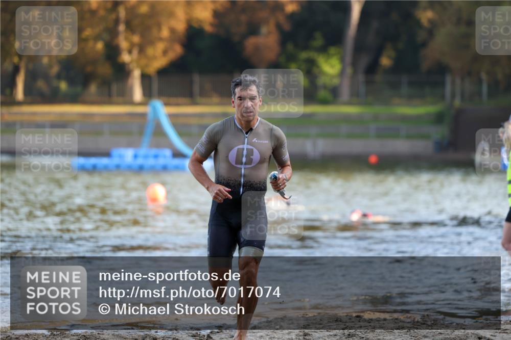 08.09.2024 - Stadtparktriathlon Michael Strokosch http://msf.ph/oto/7017074 08.09.2024 08:48:56 Schwimmen 42 meine-sportfotos.de