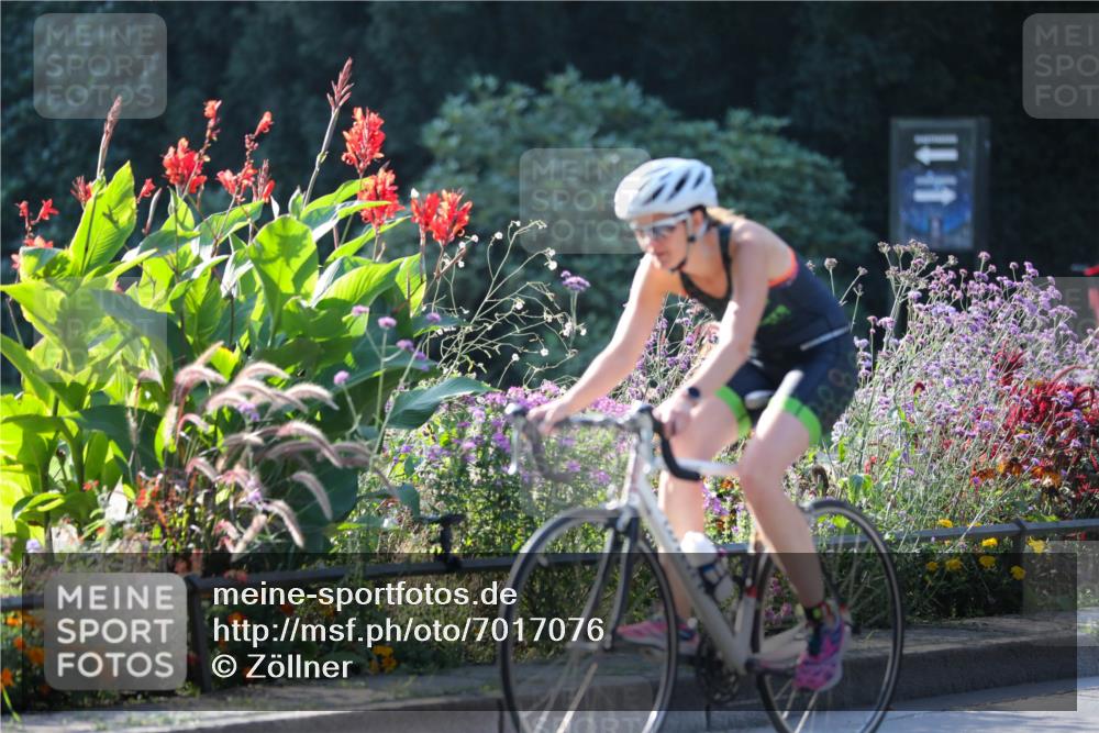 08.09.2024 - Stadtparktriathlon Zöllner http://msf.ph/oto/7017076 08.09.2024 09:44:39 Radfahren 163 meine-sportfotos.de