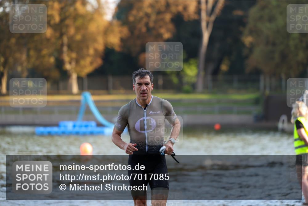08.09.2024 - Stadtparktriathlon Michael Strokosch http://msf.ph/oto/7017085 08.09.2024 08:48:56 Schwimmen 42 meine-sportfotos.de