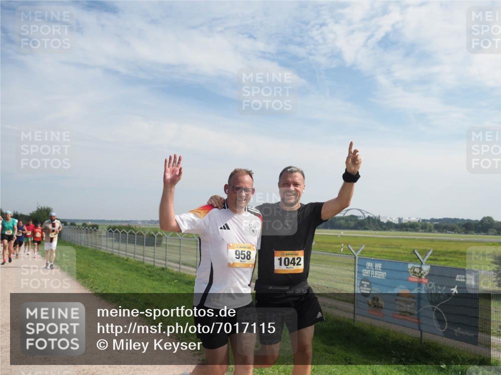 08.09.2024 - Airport Race Miley Keyser http://msf.ph/oto/7017115 08.09.2024 12:38:55 Laufen OLYMPUS, DIGITAL, CAMERA meine-sportfotos.de