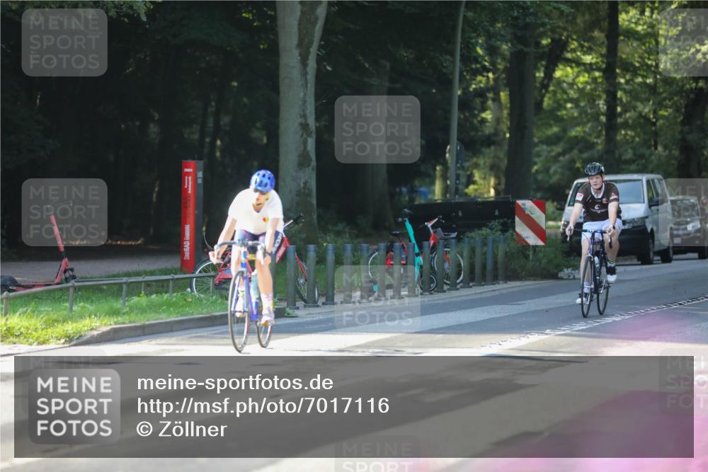 08.09.2024 - Stadtparktriathlon Zöllner http://msf.ph/oto/7017116 08.09.2024 09:54:16 Radfahren 182, 186, 192, 206, 237, 238, 244 meine-sportfotos.de