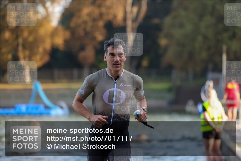 08.09.2024 - Stadtparktriathlon Michael Strokosch http://msf.ph/oto/7017117 08.09.2024 08:48:57 Schwimmen 42 meine-sportfotos.de
