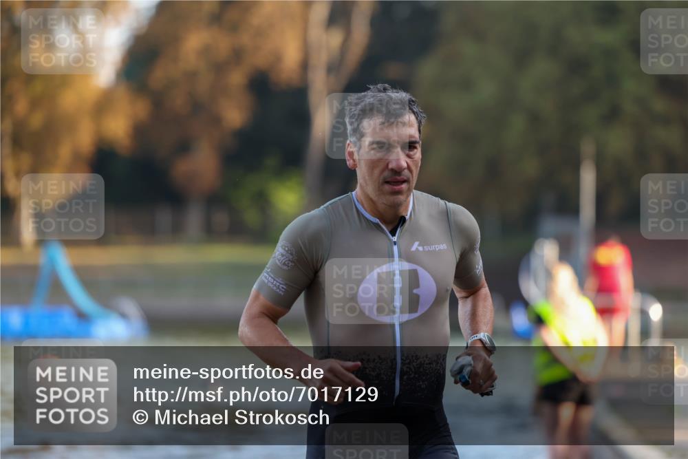 08.09.2024 - Stadtparktriathlon Michael Strokosch http://msf.ph/oto/7017129 08.09.2024 08:48:58 Schwimmen 42 meine-sportfotos.de