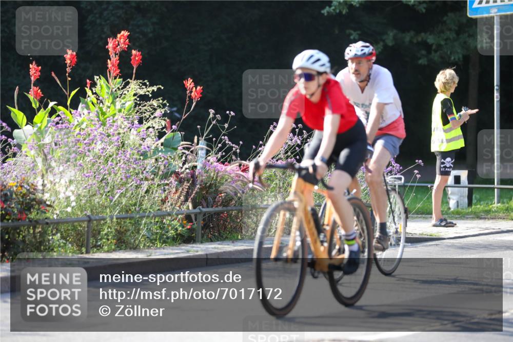 08.09.2024 - Stadtparktriathlon Zöllner http://msf.ph/oto/7017172 08.09.2024 09:54:24 Radfahren 186, 192, 195, 206, 228, 238, 244 meine-sportfotos.de