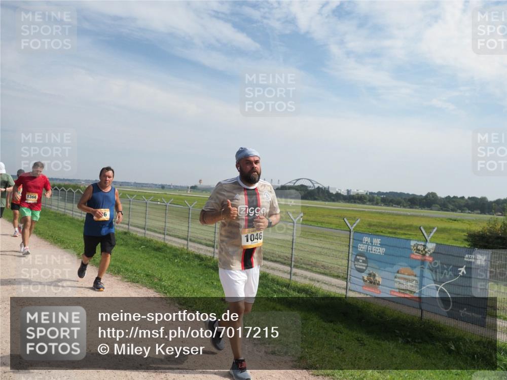 08.09.2024 - Airport Race Miley Keyser http://msf.ph/oto/7017215 08.09.2024 12:39:02 Laufen OLYMPUS, DIGITAL, CAMERA meine-sportfotos.de