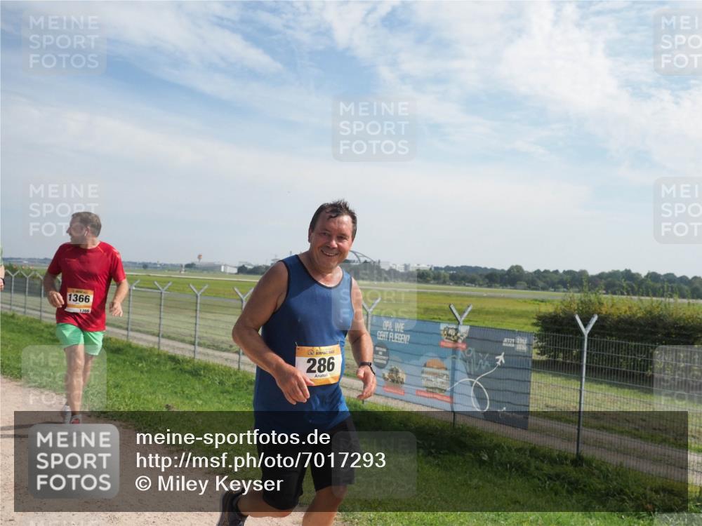 08.09.2024 - Airport Race Miley Keyser http://msf.ph/oto/7017293 08.09.2024 12:39:04 Laufen OLYMPUS, DIGITAL, CAMERA meine-sportfotos.de
