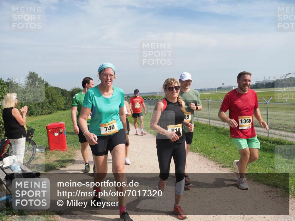08.09.2024 - Airport Race Miley Keyser http://msf.ph/oto/7017320 08.09.2024 12:39:05 Laufen OLYMPUS, DIGITAL, CAMERA meine-sportfotos.de