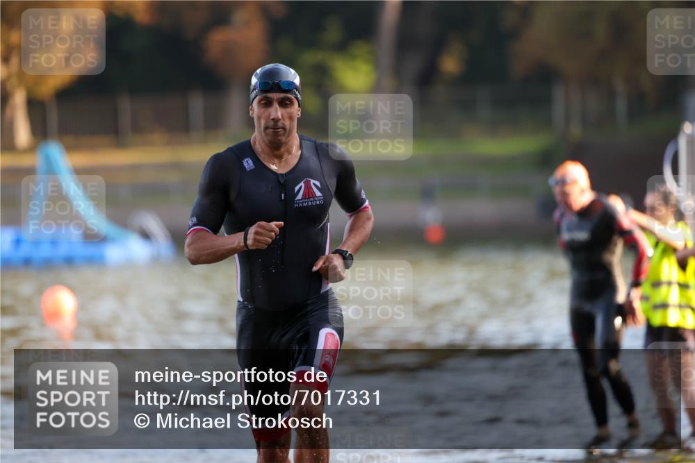 08.09.2024 - Stadtparktriathlon Michael Strokosch http://msf.ph/oto/7017331 08.09.2024 08:49:18 Schwimmen 2, 88 meine-sportfotos.de