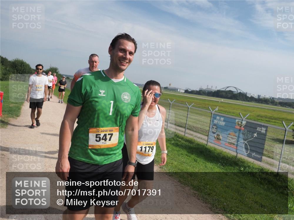 08.09.2024 - Airport Race Miley Keyser http://msf.ph/oto/7017391 08.09.2024 12:39:08 Laufen OLYMPUS, DIGITAL, CAMERA meine-sportfotos.de