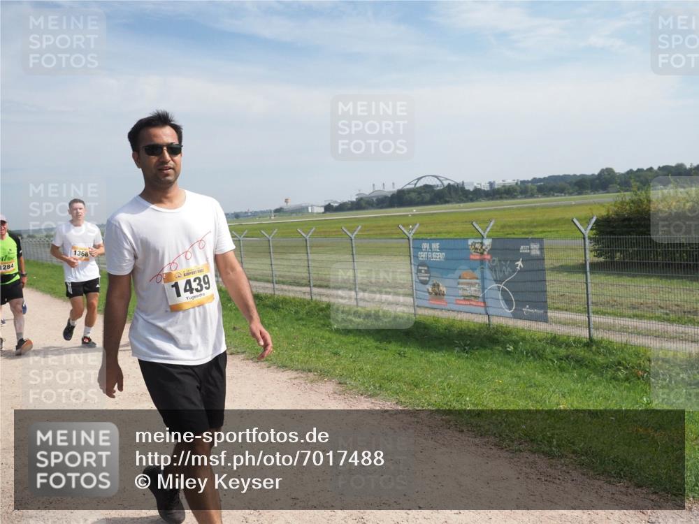 08.09.2024 - Airport Race Miley Keyser http://msf.ph/oto/7017488 08.09.2024 12:39:12 Laufen OLYMPUS, DIGITAL, CAMERA meine-sportfotos.de